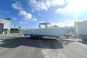 2023 Twin Vee 340 GFX CC for sale - photo 2