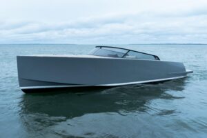 2023 VanDutch 48 for sale - photo 3