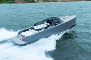 2023 VanDutch 48 for sale - photo 5