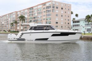 2024 Aquador 300 HT for sale - photo 3