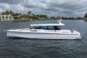 2024 Axopar 45 XC Cross Cabin for sale