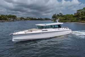 2024 Axopar 45 XC Cross Cabin for sale - photo 2