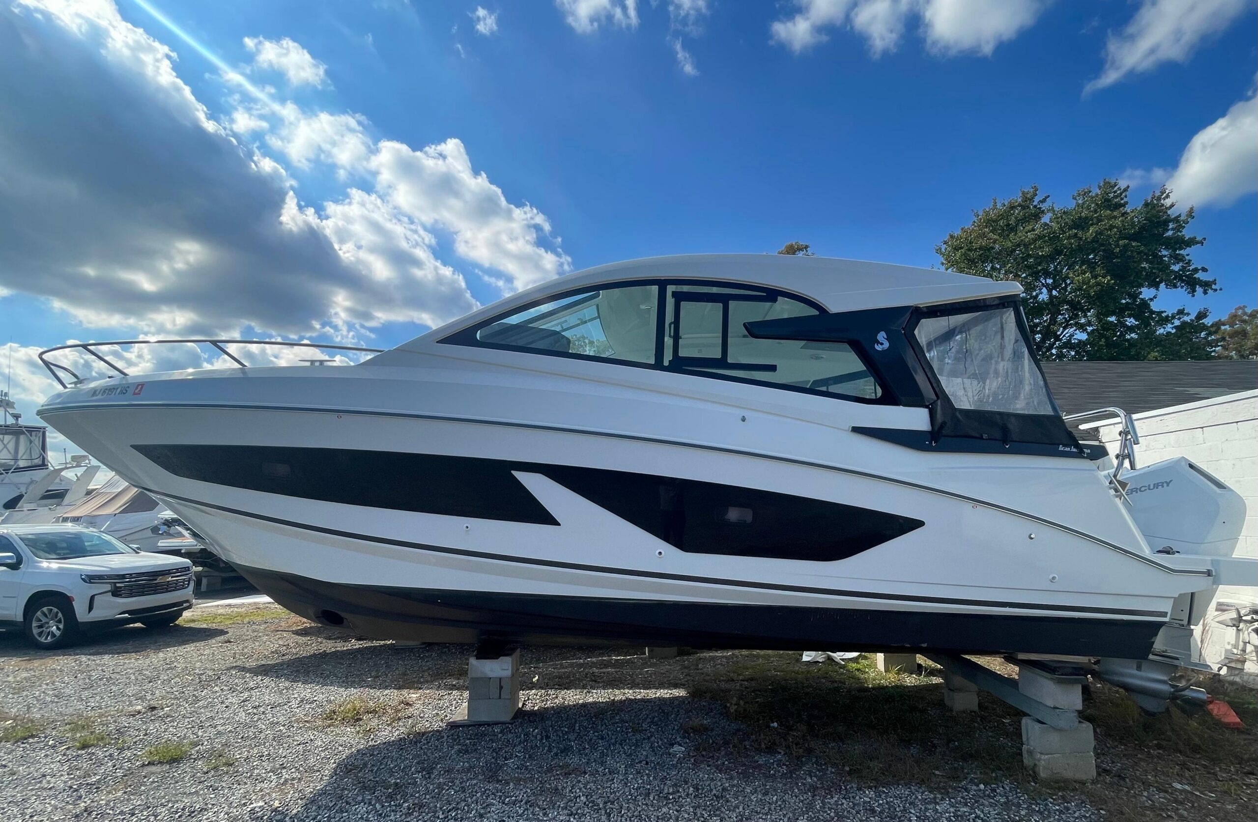 2024 Beneteau Gran Turismo 32 for sale