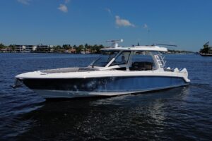 2024 Boston Whaler 350 Realm for sale