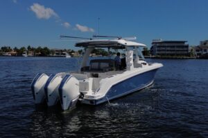 2024 Boston Whaler 350 Realm for sale - photo 7