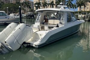 2024 Boston Whaler 380 Realm for sale - photo 3