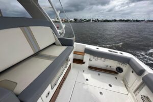 2024 Boston Whaler 380 Realm for sale - photo 5