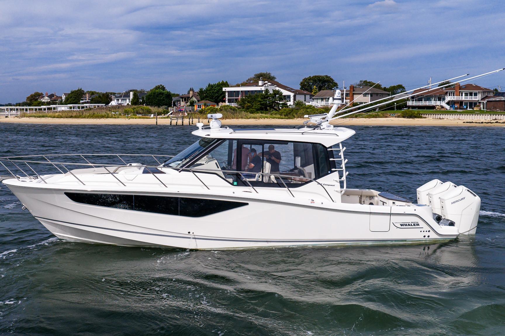 2024 Boston Whaler 405 Conquest for sale