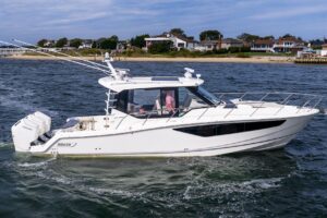 2024 Boston Whaler 405 Conquest for sale - photo 2