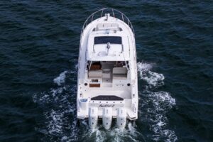 2024 Boston Whaler 405 Conquest for sale - photo 7