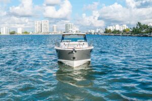 2024 Boston Whaler 405 Conquest for sale - photo 8