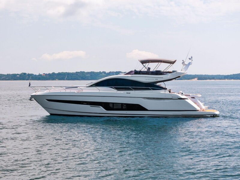 2024 Fairline Phantom 65