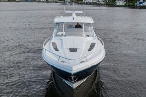 2024 Intrepid 41 Valor for sale - photo 5