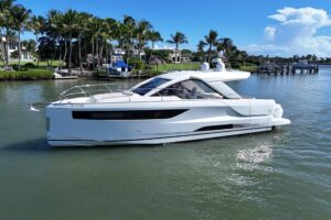 2024 Jeanneau DB/43 OB for sale - photo 2