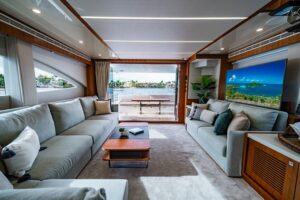2024 Johnson 70' Skylounge Motor Yacht for sale - photo 6