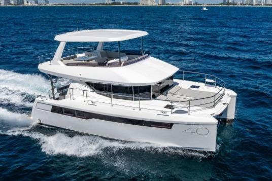 2024 Leopard 40 Powercat