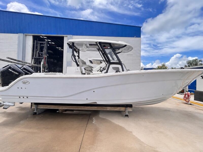 2024 Sea Fox 328 Commander