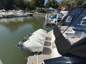 2024 Sea Ray Sundancer 370 Outboard for sale - photo 5