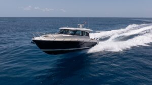2024 Tiara Yachts 48 LE for sale - photo 6