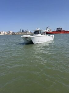 2024 Twin Vee 400 GFX CC for sale - photo 8