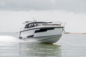 2025 Aquador 300 HT for sale - photo 6