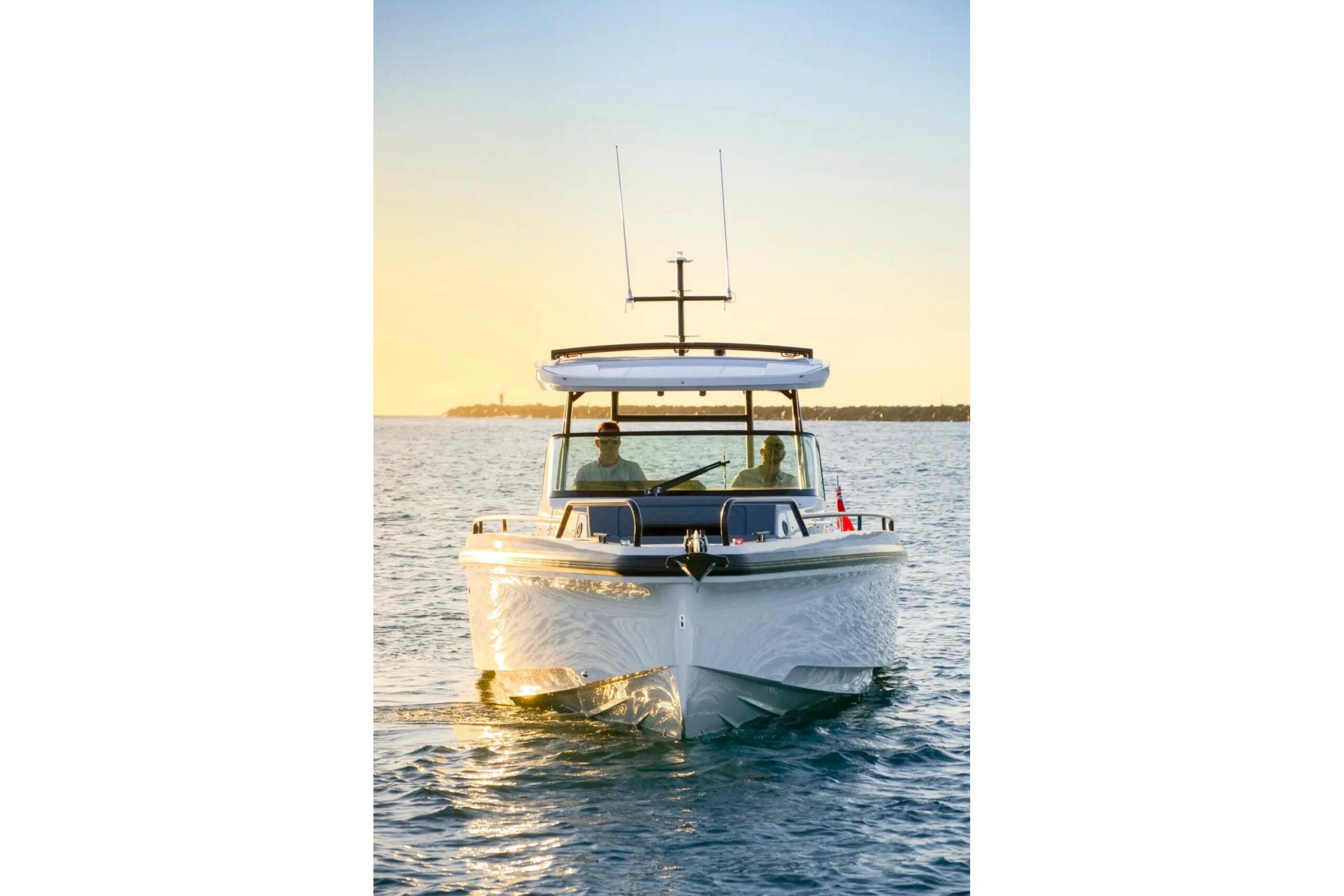 2025 Axopar 37 Sun-Top for sale