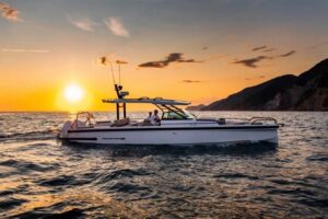 2025 Axopar 37 Sun-Top for sale - photo 3
