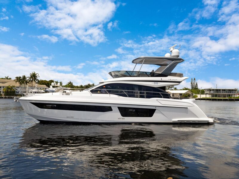 2025 Azimut Fly 53