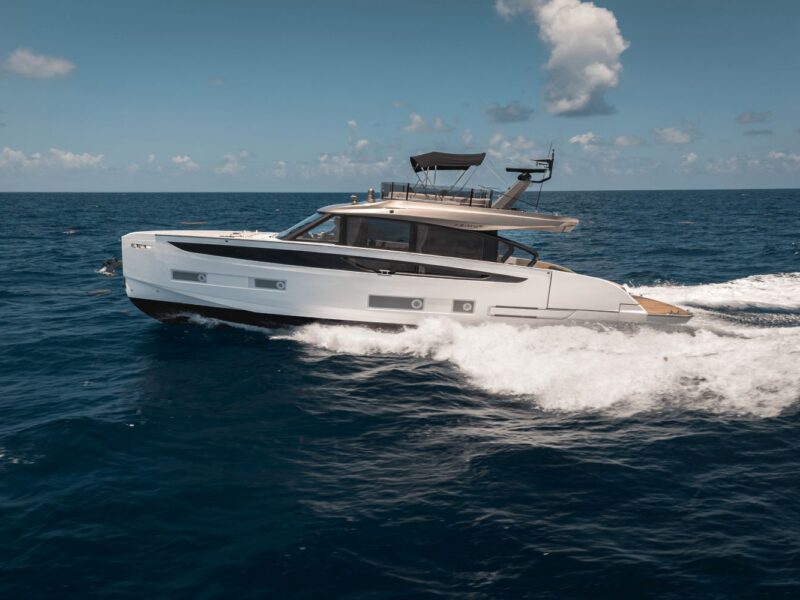 2025 Azimut Seadeck 6