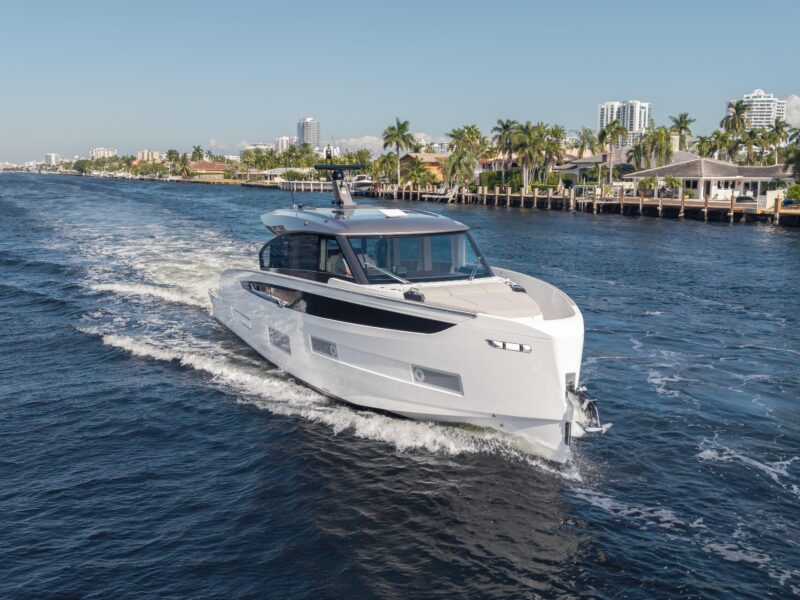 2025 Azimut Seadeck 6