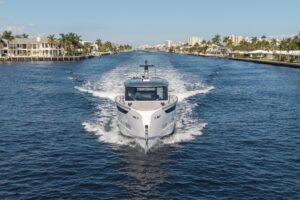 2025 Azimut Seadeck 6 for sale - photo 2