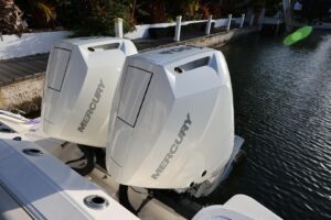 2025 Boston Whaler 325 Conquest for sale - photo 5