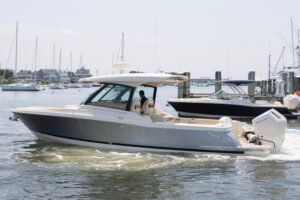 2025 Chris-Craft Calypso 32 for sale - photo 2