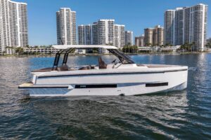 2025 De Antonio Yachts D32 OPEN for sale