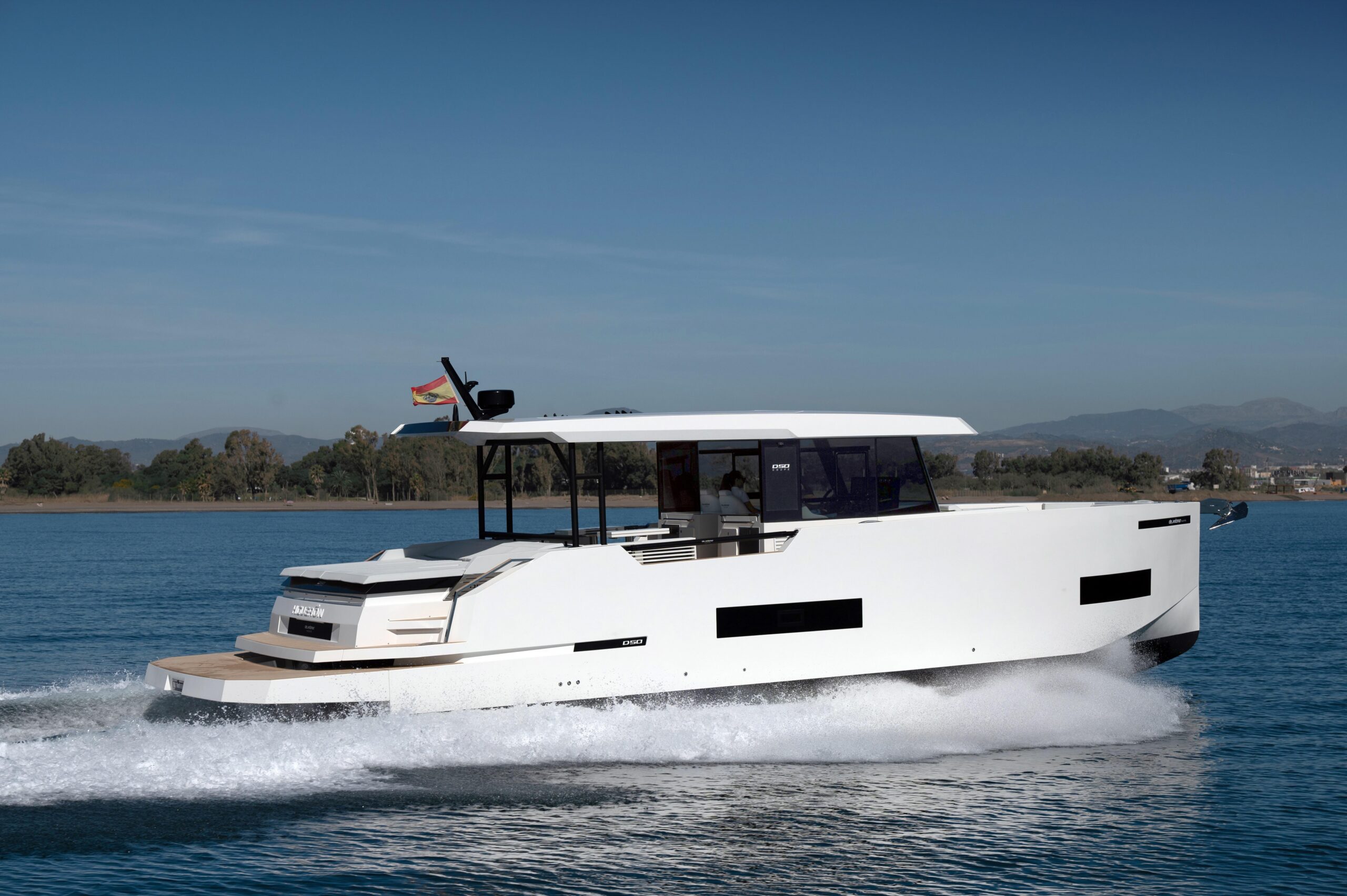 2025 De Antonio Yachts D50 Coupé for sale