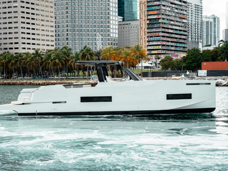 2025 De Antonio Yachts D50 OPEN