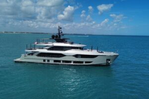 2025 Majesty 120 for sale - photo 2