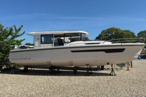 2025 Nimbus Commuter 11 for sale - photo 3