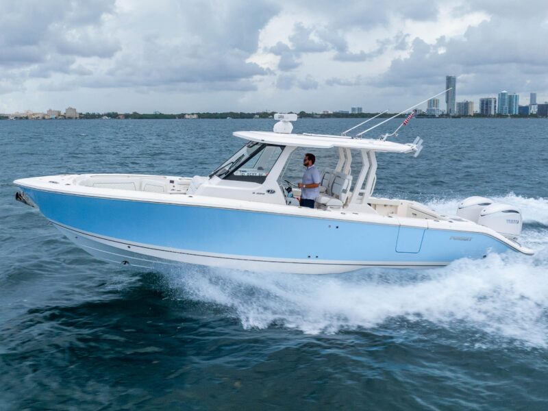 2025 Pursuit S 328 Sport