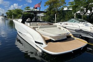 2025 Solaris Power 44 Open for sale - photo 3