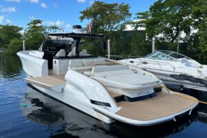 2025 Solaris Power 44 Open for sale - photo 4