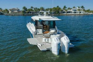 2025 Tiara Yachts 43 LE for sale - photo 4