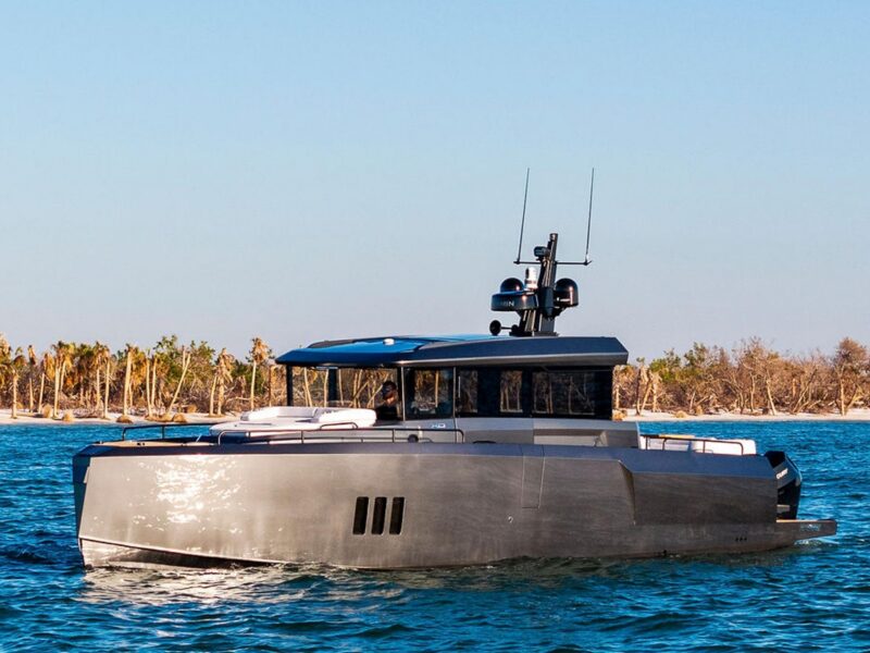 2025 XO EXPLR 44