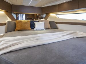 2026 Beneteau Antares 11 for sale - photo 6