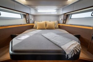 2026 Beneteau Antares 12 Coupe for sale - photo 3
