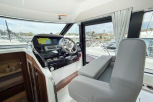 2026 Beneteau Antares 12 Coupe for sale - photo 6
