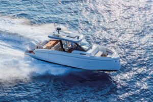 2026 Beneteau Gran Turismo 35 for sale - photo 2