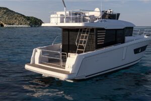 2026 Beneteau Swift Trawler 37 for sale - photo 4