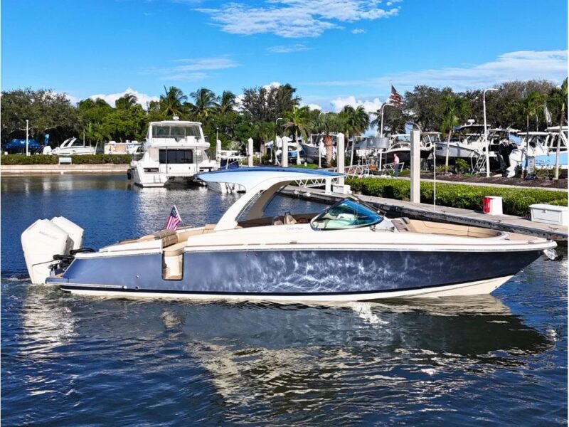 2026 Chris-Craft Launch 35 GT