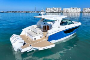 2026 Cruisers Yachts 38 GLS OB for sale - photo 5